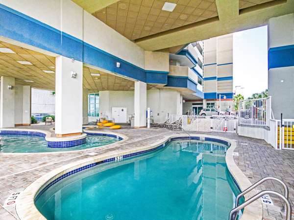 Pool - Carolinian Beach Resort Myrtle Beach