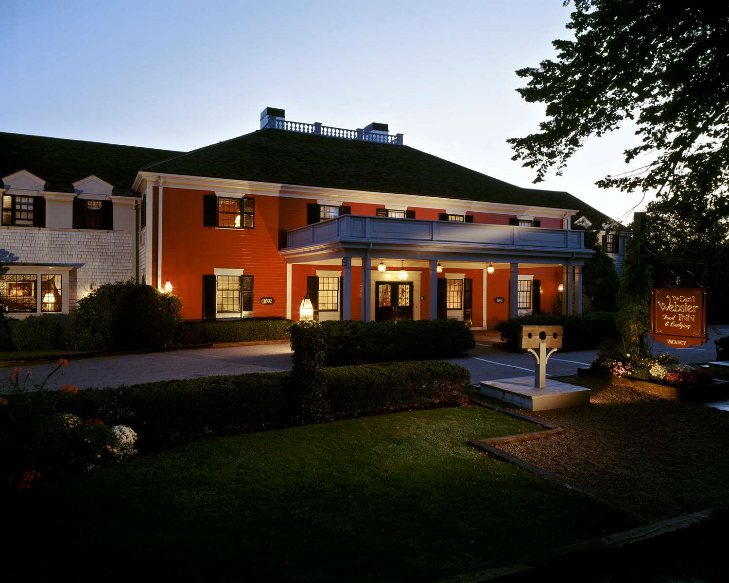 Daniel ster Inn Sandwich, MA See Discounts