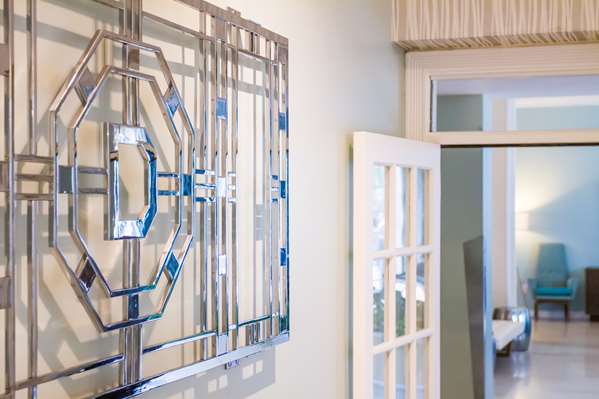  - Dorchester Hotel & Suites Miami Beach