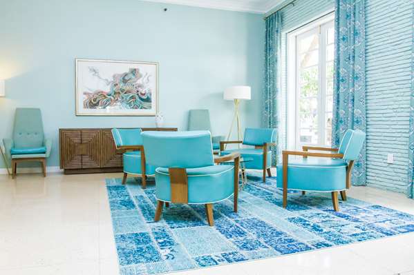  - Dorchester Hotel & Suites Miami Beach