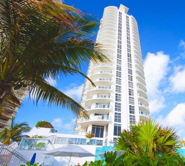 Exterior view - Marenas Beach Resort Sunny Isles Beach