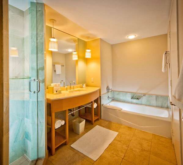  - Marenas Beach Resort Sunny Isles Beach