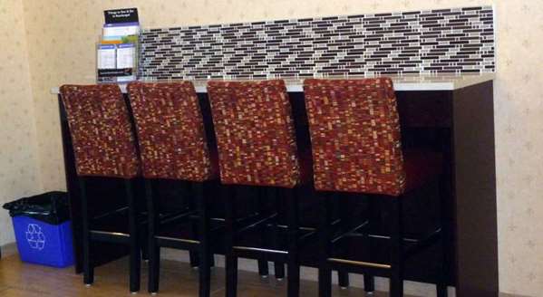 Conference Area - Pacific Inn & Suites Kamloops