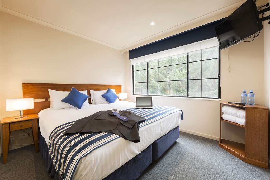 PARKLANDS CENTRAL APARTMENT HOTEL-guestroom-Guest Room,Suite,On-Site.jpg
