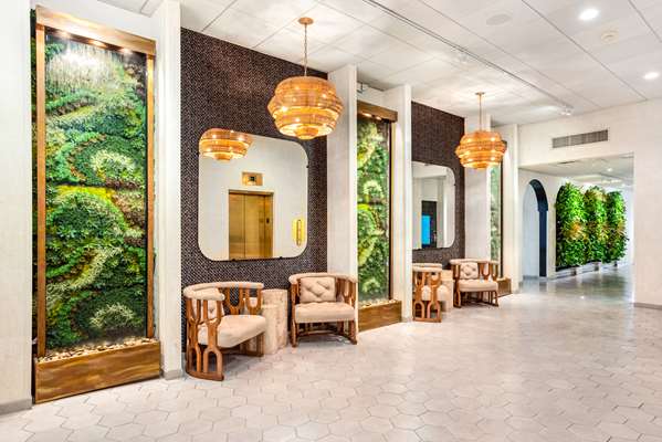  - Riverwalk Plaza Hotel & Suites San Antonio - I-10 & I-35, Exit 155B