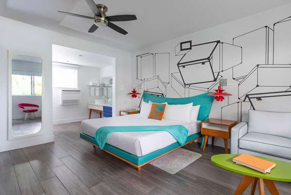  - Vagabond Hotel Miami