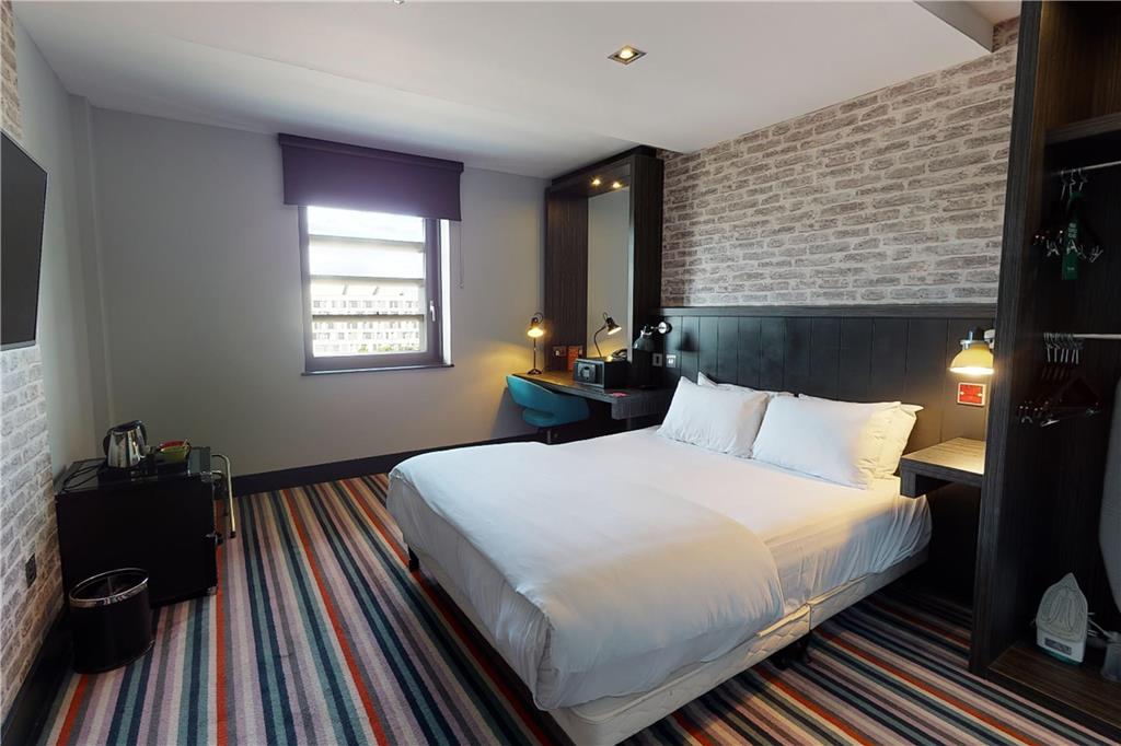 VILLAGE ABERDEEN-guestroom-Guest Room,On-Site.jpg