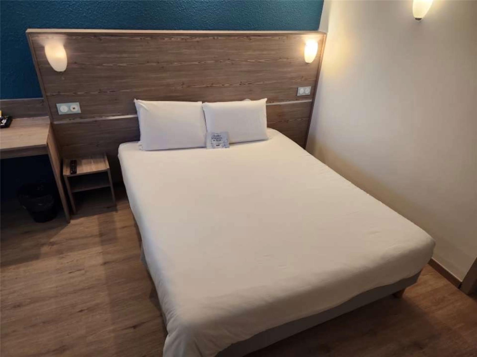 HÔTEL KYRIAD CAMBRAI - chambre double Hotel kyriad Cambrai