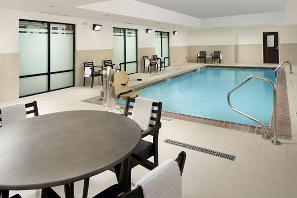 Pool - Hampton Inn & Suites Lackland AFB San Antonio