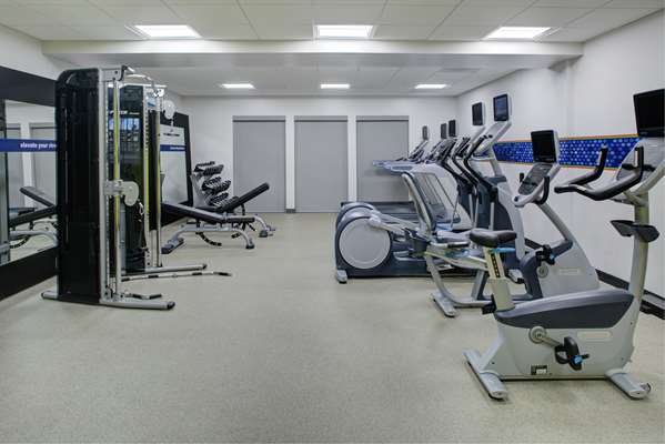 Fitness/ Exercise Room - Hampton Inn Irvine - I-405, Exit 8