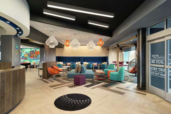  - Tru by Hilton Hotel York