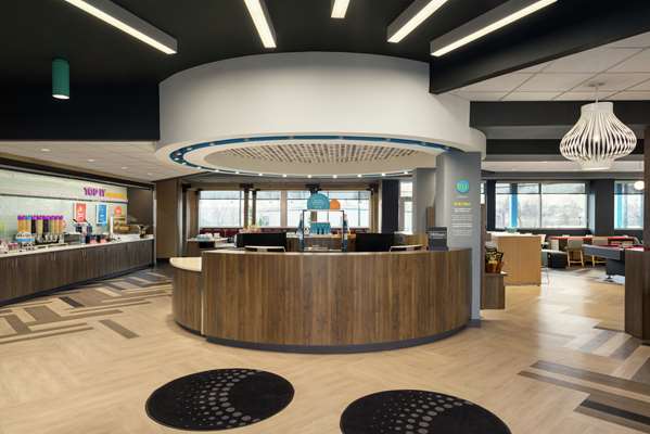  - Tru by Hilton Hotel York