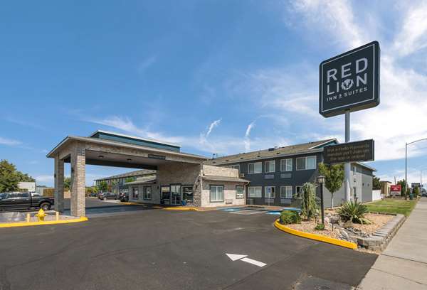 Exterior view - Red Lion Inn & Suites Tri-Cities Kennewick