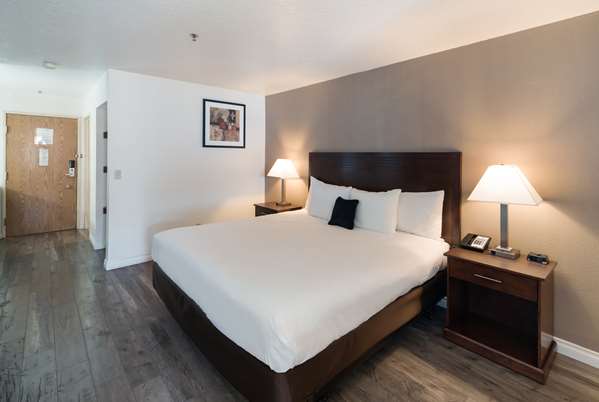  - Red Lion Inn & Suites Tri-Cities Kennewick
