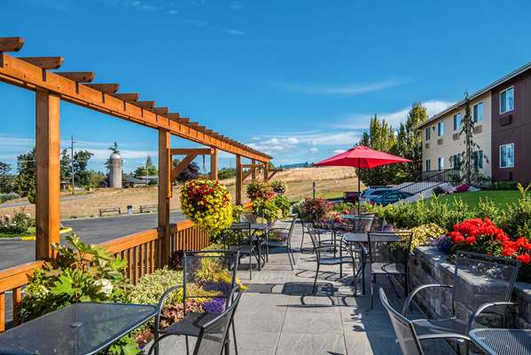 Exterior view - Red Lion Inn & Suites Sequim