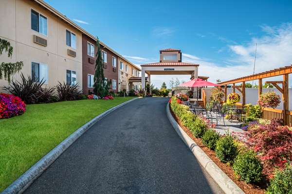 Exterior view - Red Lion Inn & Suites Sequim