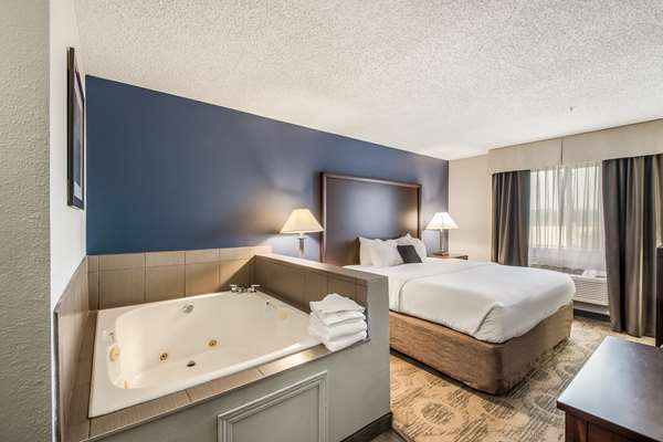  - Red Lion Inn & Suites Sequim