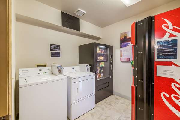  - Red Lion Inn & Suites Sequim