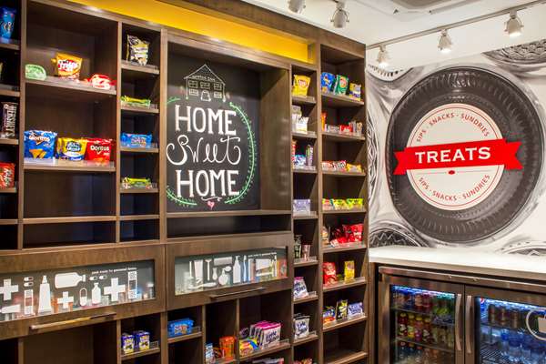 Restaurant - Hampton Inn Parker