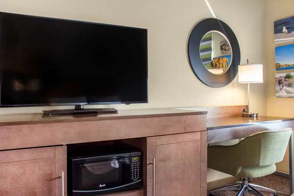  - Hampton Inn Parker