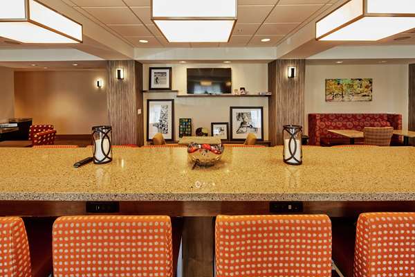 Recreation - Hampton Inn Parker