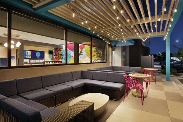 Exterior view - Tru by Hilton Meridian - I-84, Exit 46