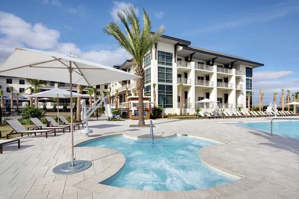 Pool - Embassy Suites Oceanfront Resort St Augustine