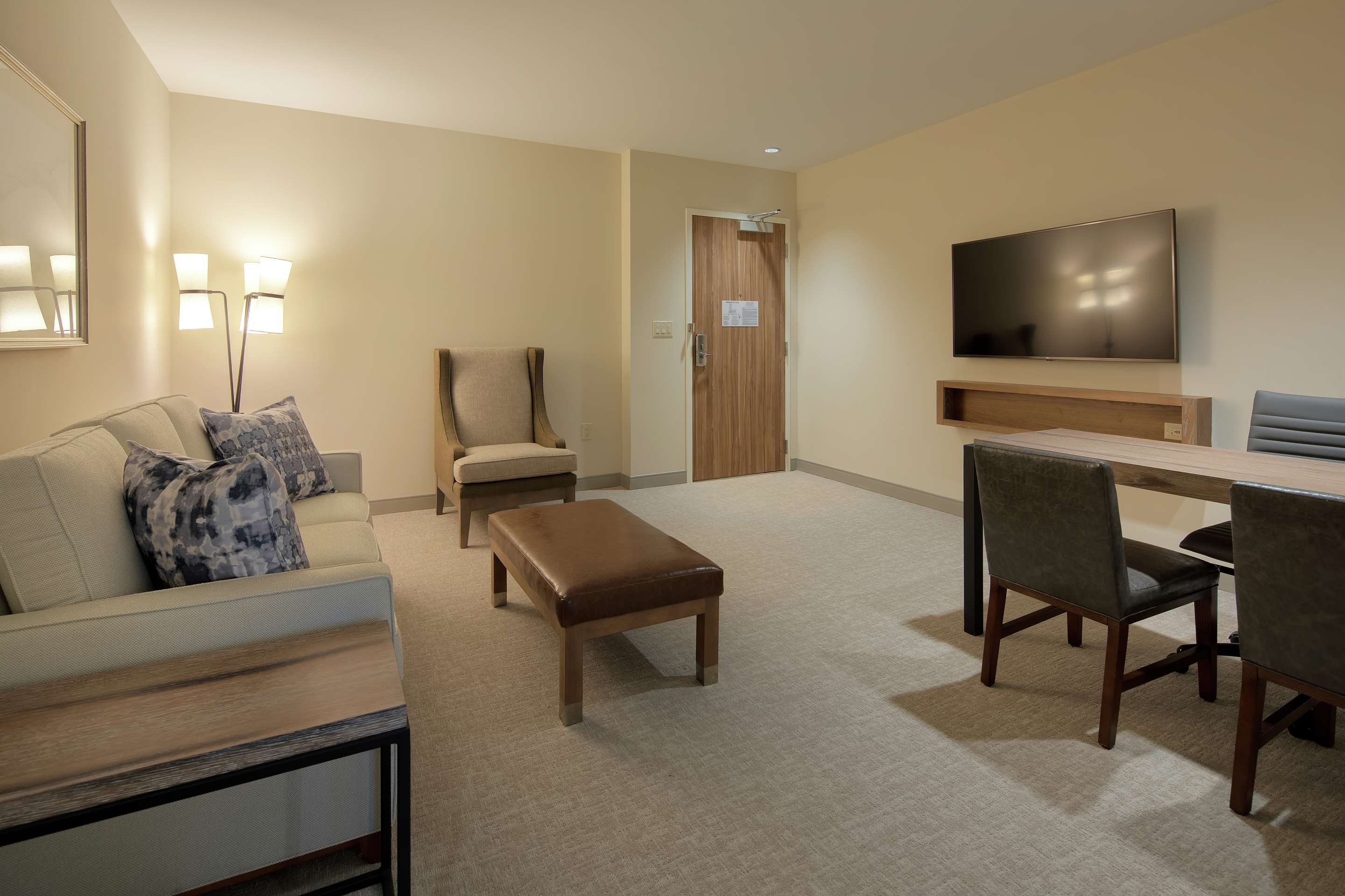 Guest room