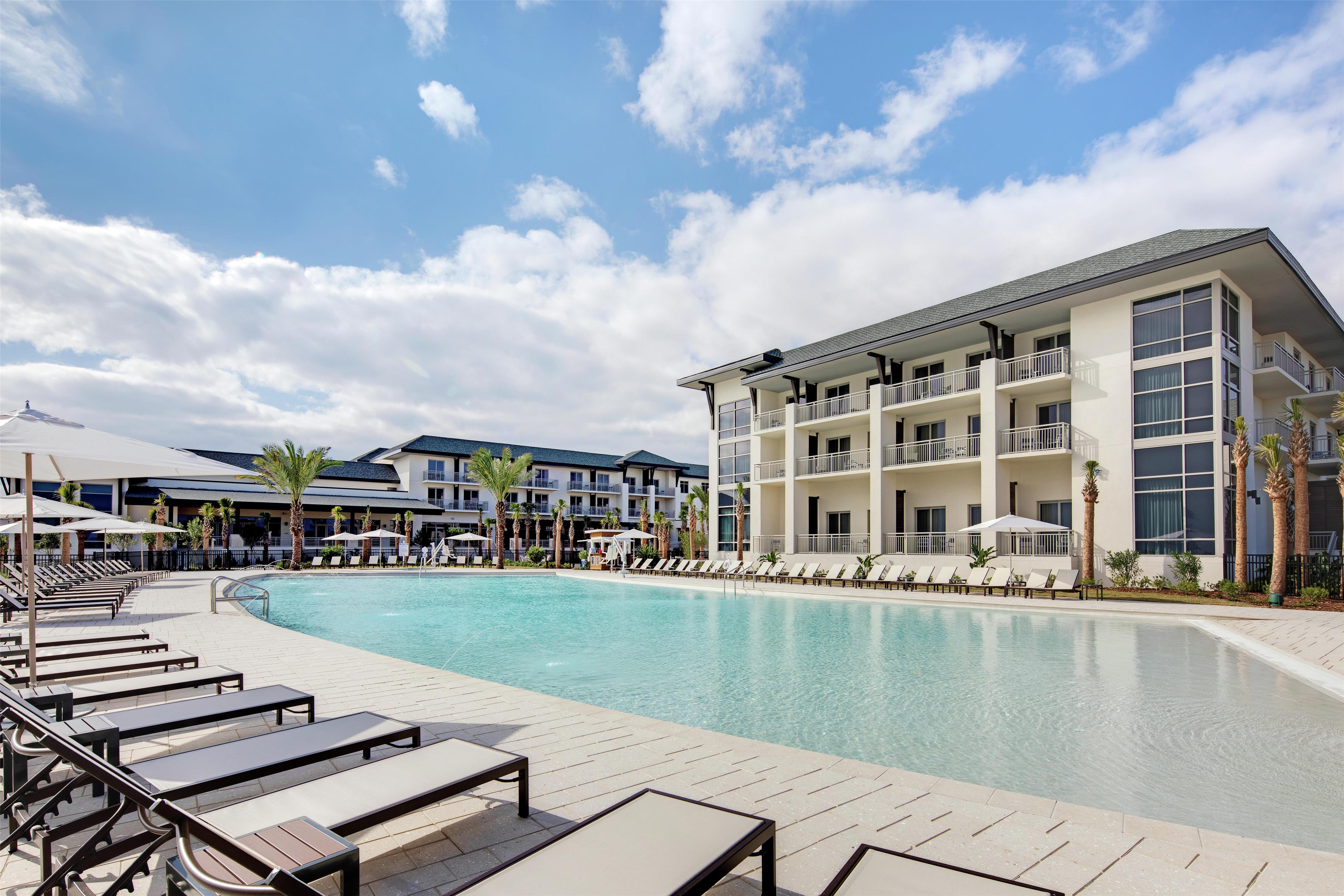 Pool | Embassy Suites By Hilton St Augustine Beach-Oceanfront Resort