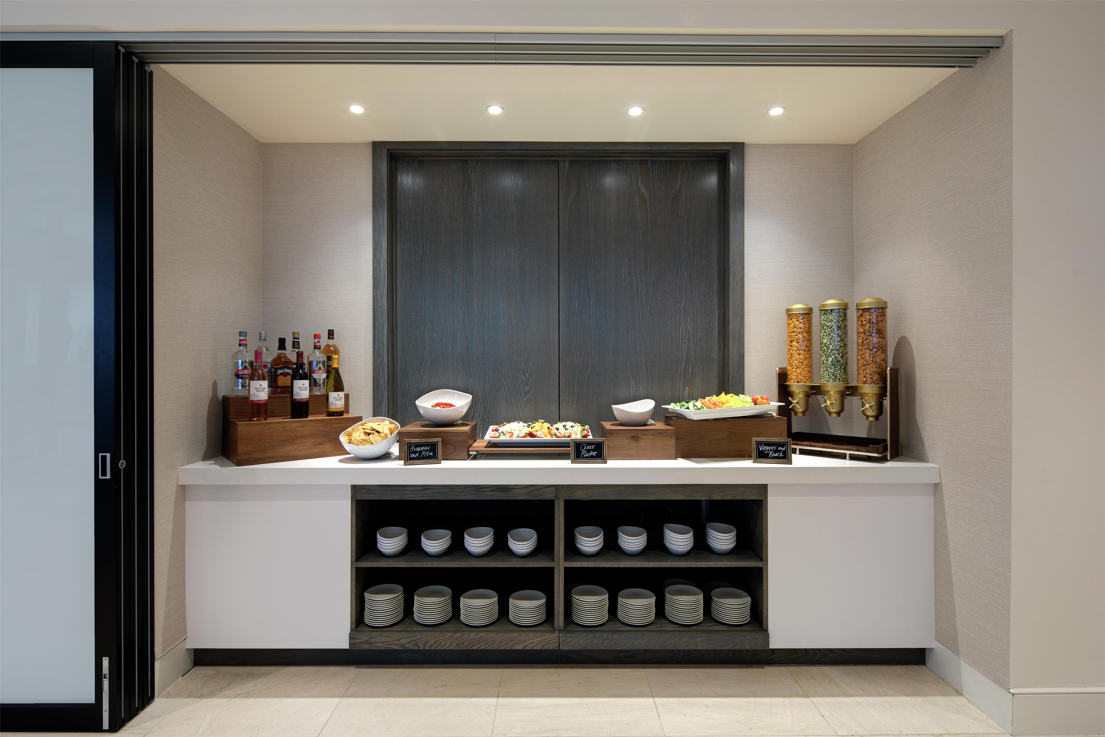 Restaurant | Embassy Suites By Hilton St Augustine Beach-Oceanfront Resort