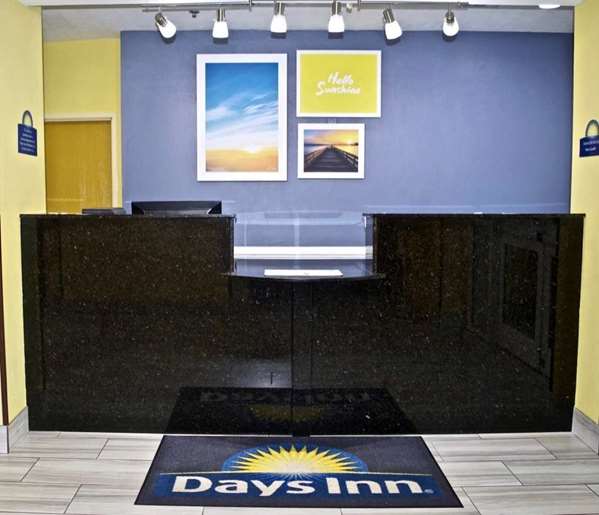  - Days Inn & Suites Grovetown - I-20, Exit 194