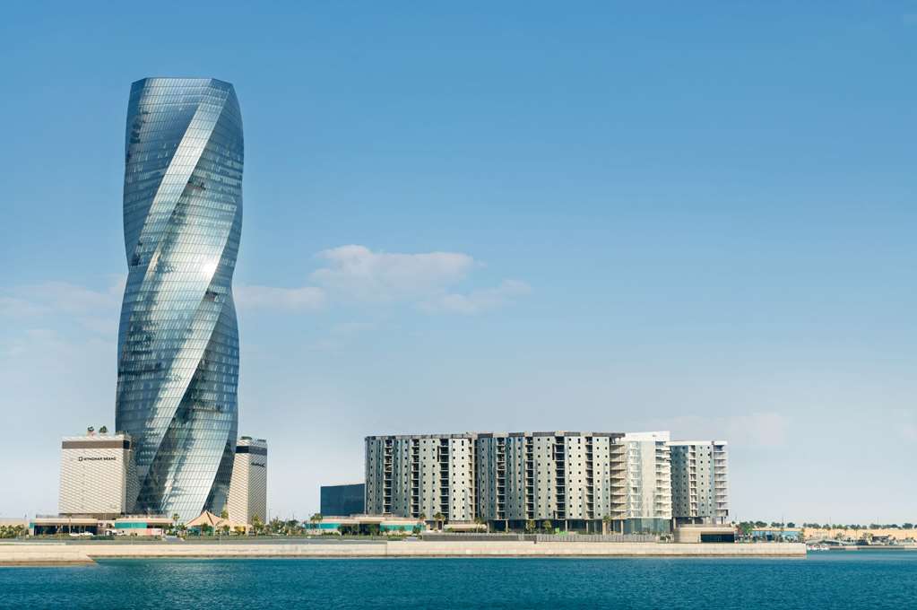 Wyndham Grand Manama Hotel