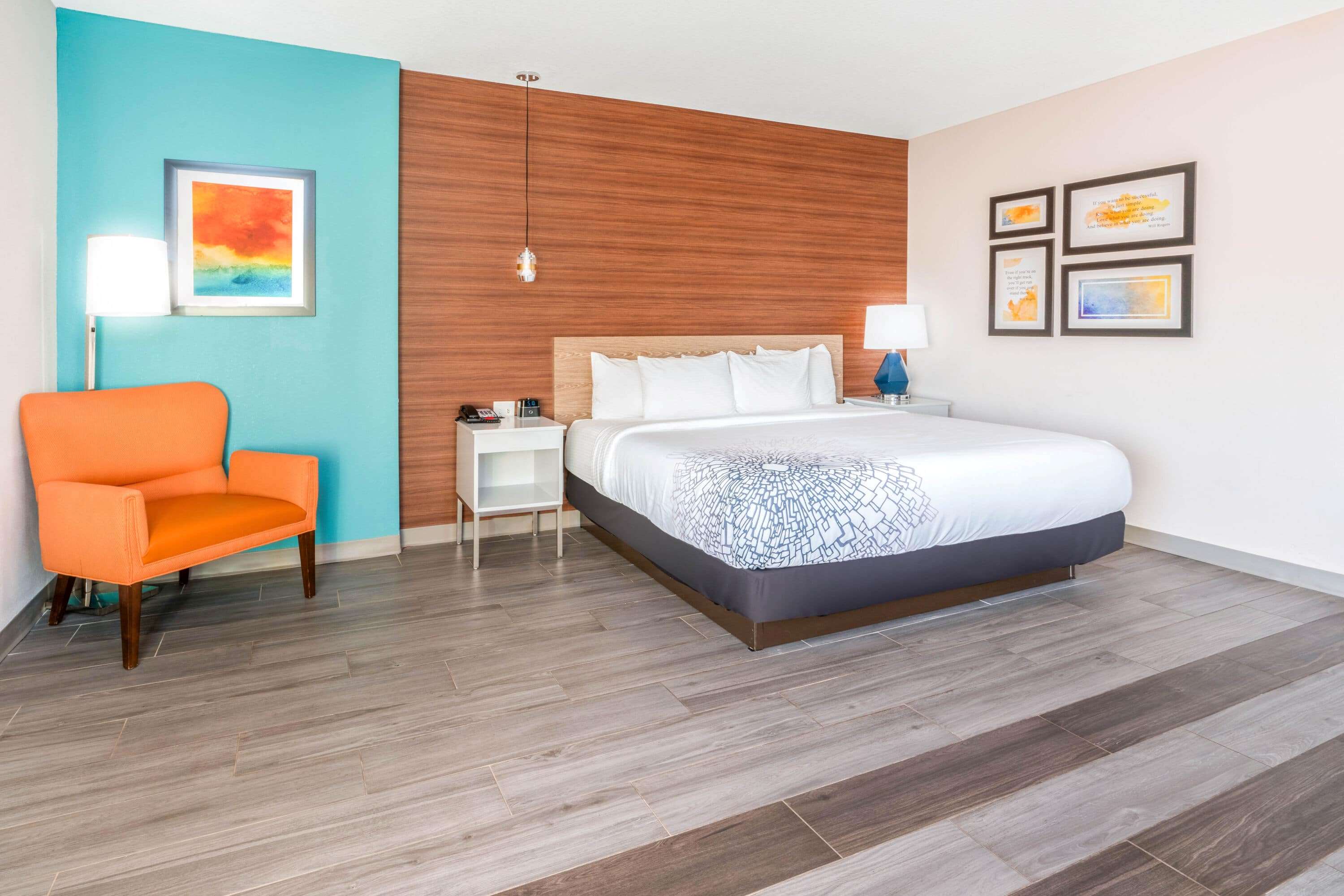 La Quinta Inn & Suites by Wyndham Oklahoma City Airport – Oklahoma City, OK