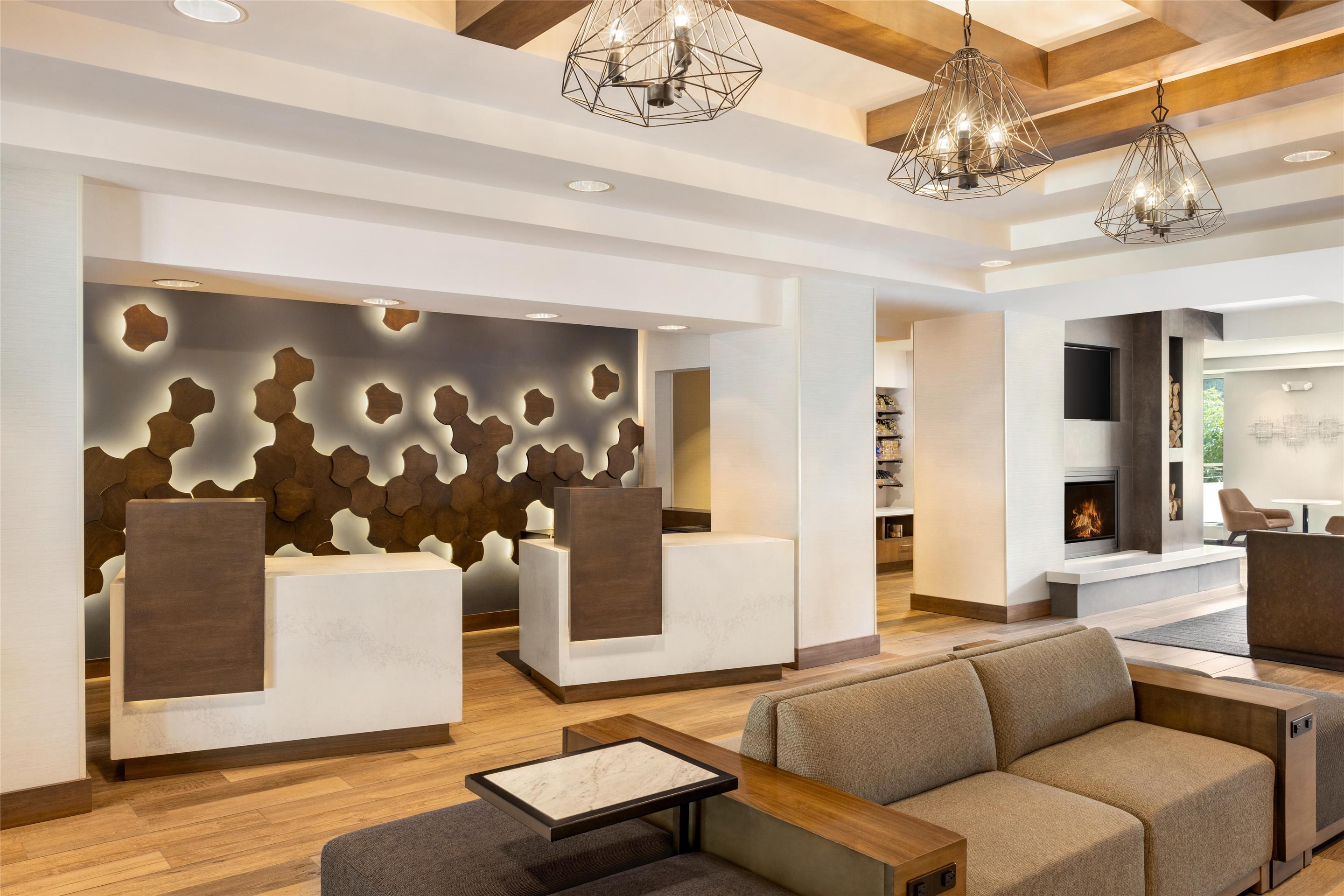 Lobby | Hyatt Place Keystone / Dillon