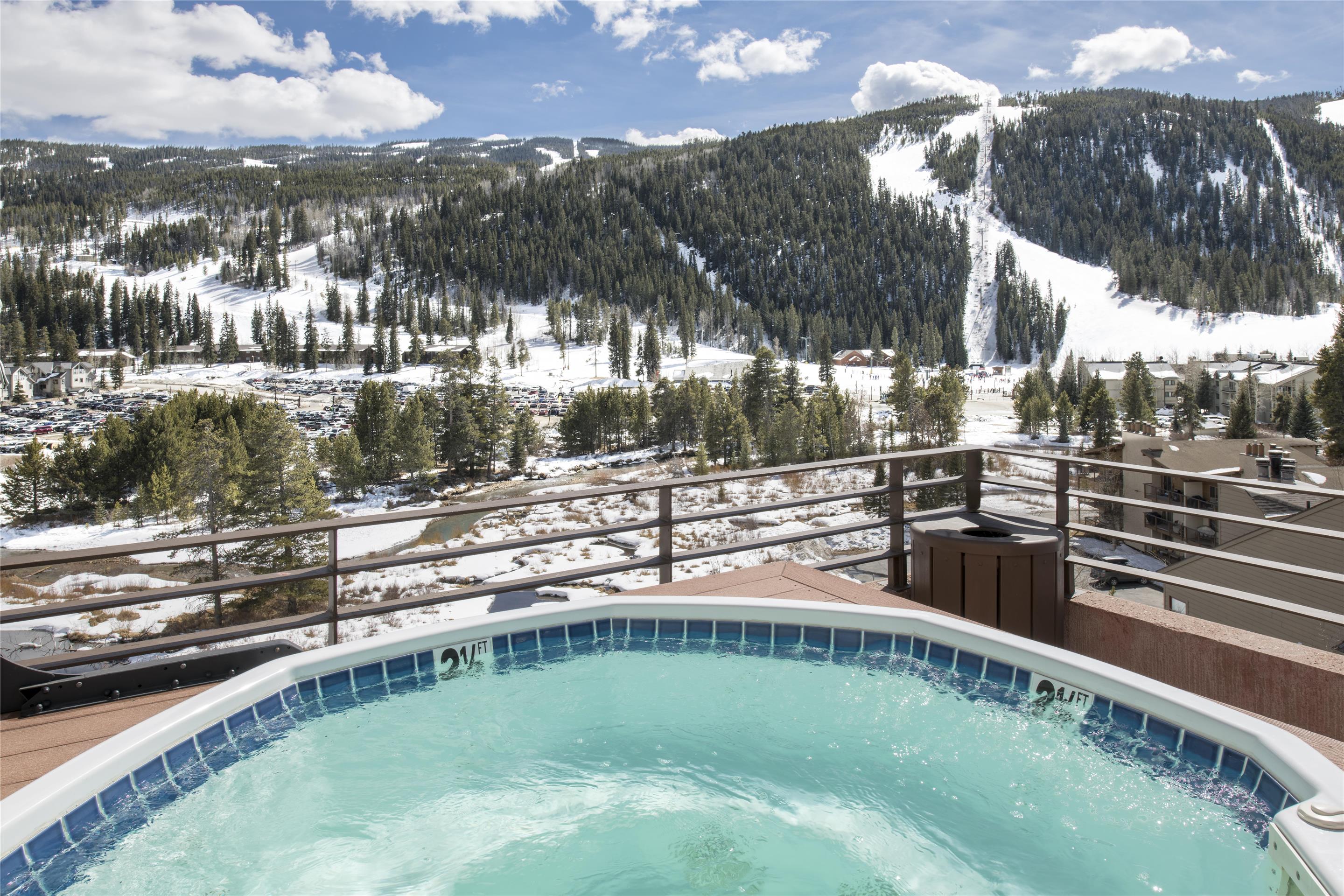 Pool | Hyatt Place Keystone / Dillon