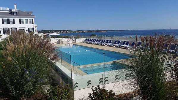  - Bass Rocks Ocean Inn Gloucester