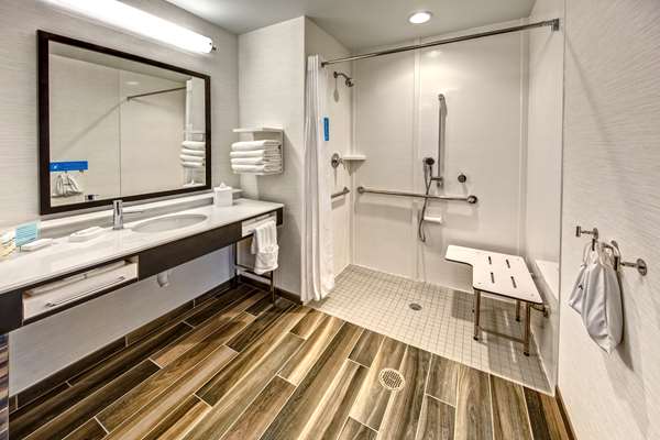  - Hampton Inn & Suites Berry Farms Franklin