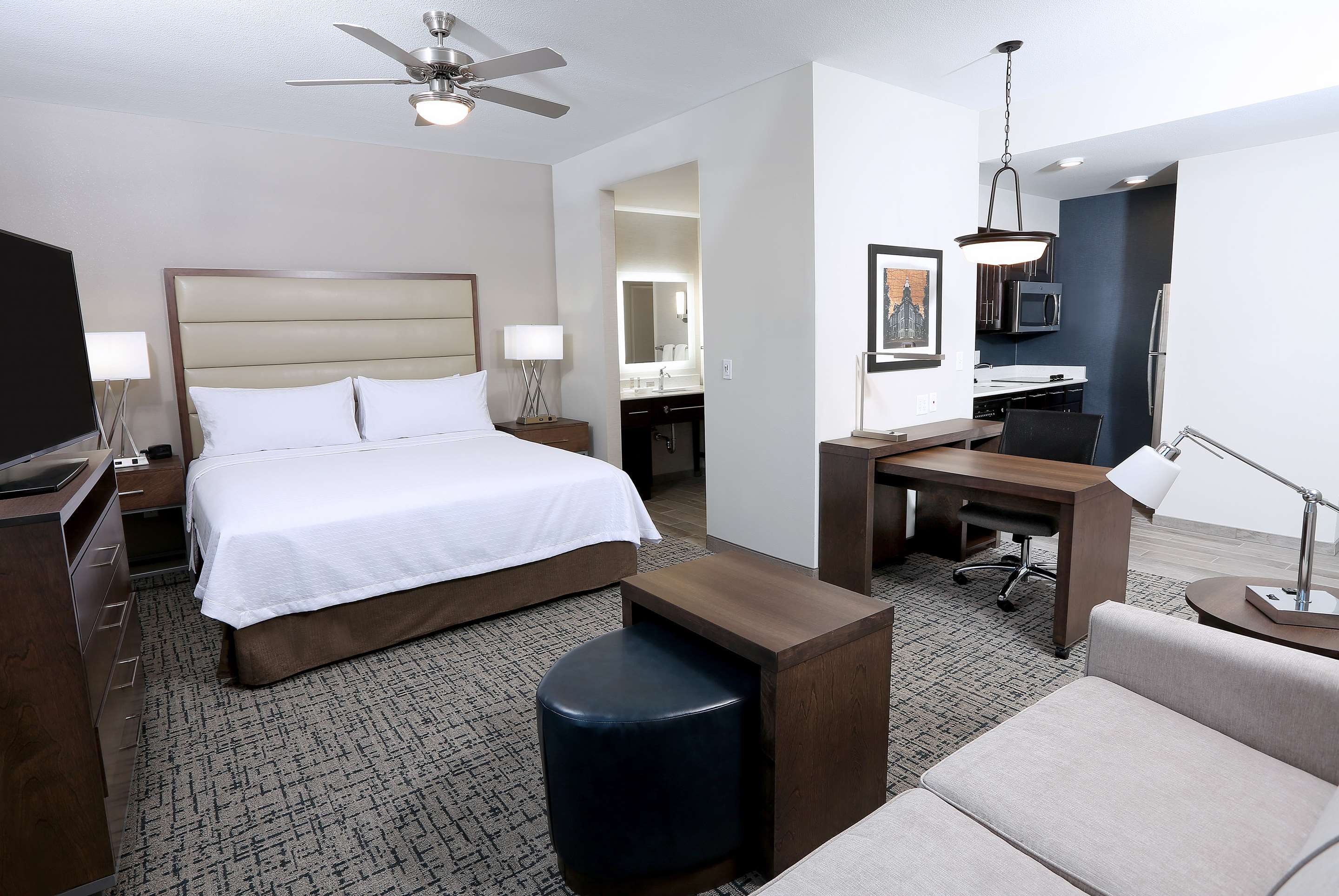 Guest room