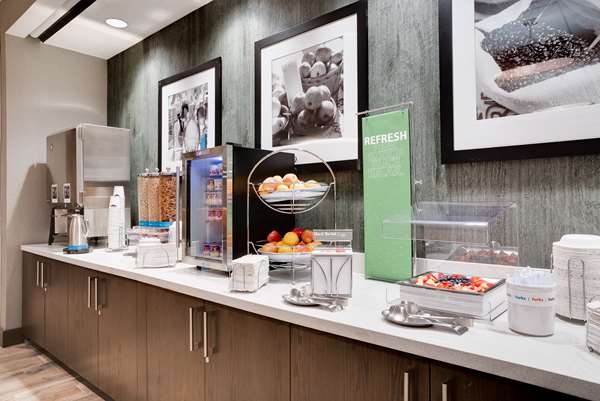 Amenities - Hampton Inn & Suites Downtown Fort Worth - I-35, Exit 52A