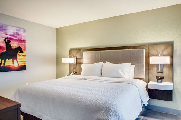  - Hampton Inn & Suites Downtown Fort Worth - I-35, Exit 52A