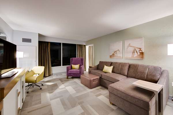  - Hampton Inn & Suites Downtown Fort Worth - I-35, Exit 52A