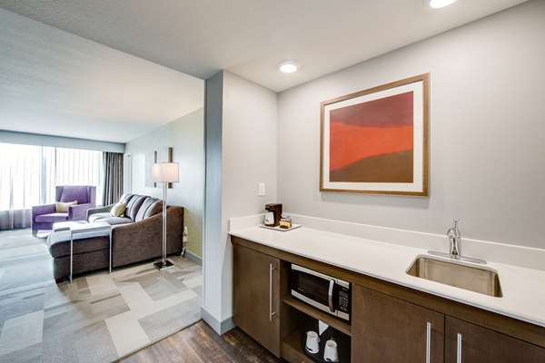  - Hampton Inn & Suites Downtown Fort Worth - I-35, Exit 52A