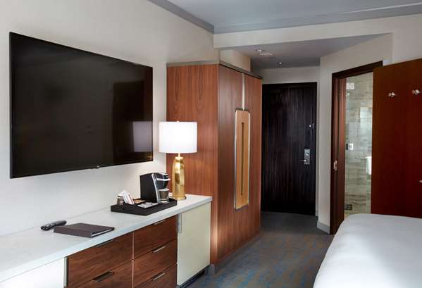  - Residences by Hilton Club Rockefeller Center New York