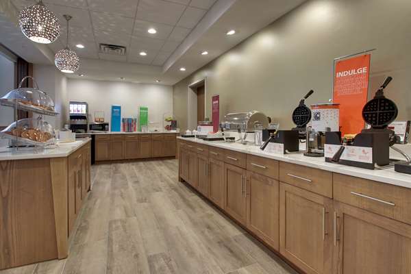 Restaurant - Hampton Inn Sneads Ferry