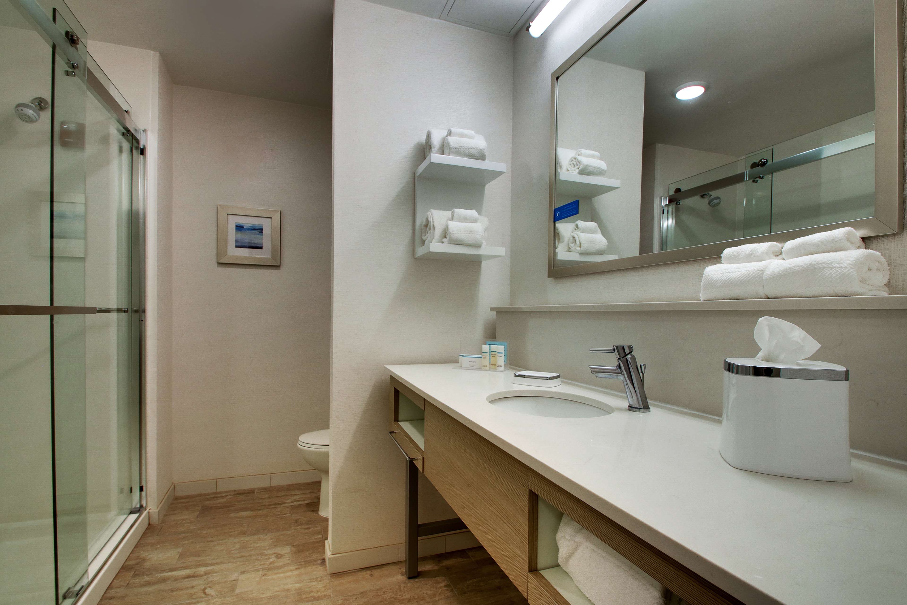 Hampton Inn by Hilton Sneads Ferry North Topsail Beach Room Type - 2 QNS HEARING ACC NOSMOK