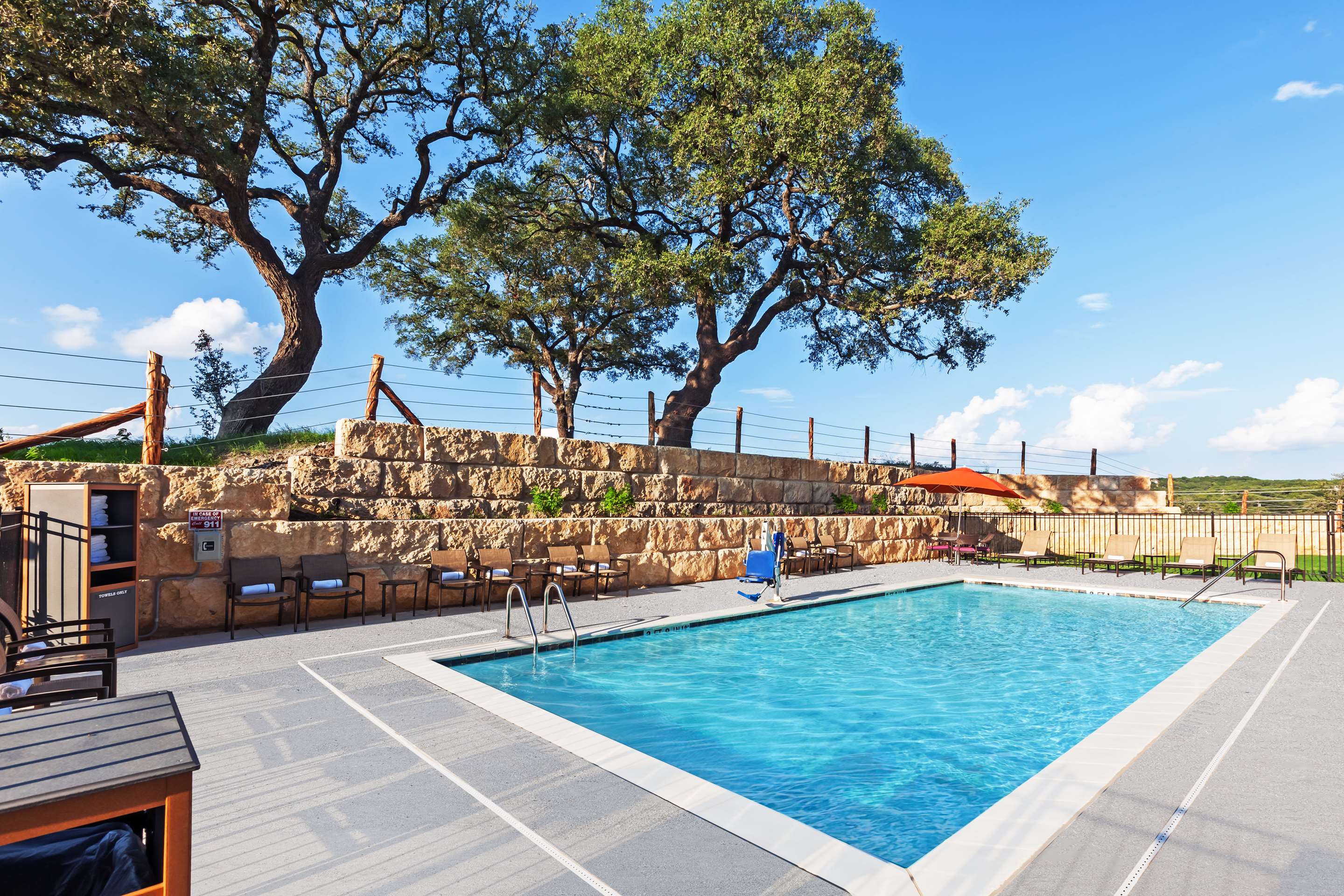 Pool | Hampton Inn Bulverde Texas Hill Country