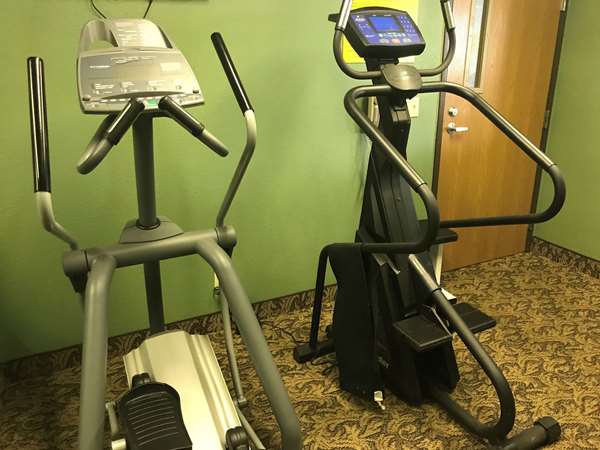 Fitness/ Exercise Room - SureStay Plus by Best Western Bettendorf - I-74, Exit 2