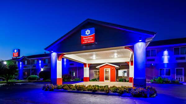 Exterior view - SureStay Plus by Best Western Bettendorf - I-74, Exit 2