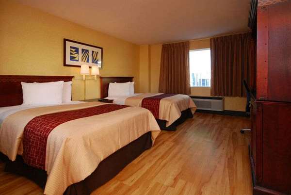  - Baymont Inn & Suites Downtown San Diego - I-5, Exits 16 & 16B