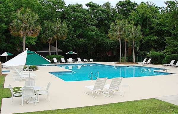 Pool - Sea Gate Inn St Simons Island